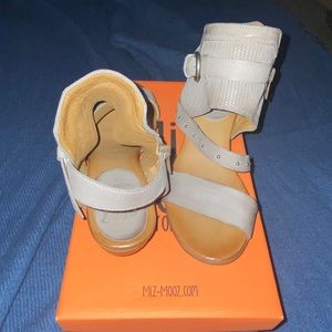Miz Mooz New York City Farley Sandal- USED